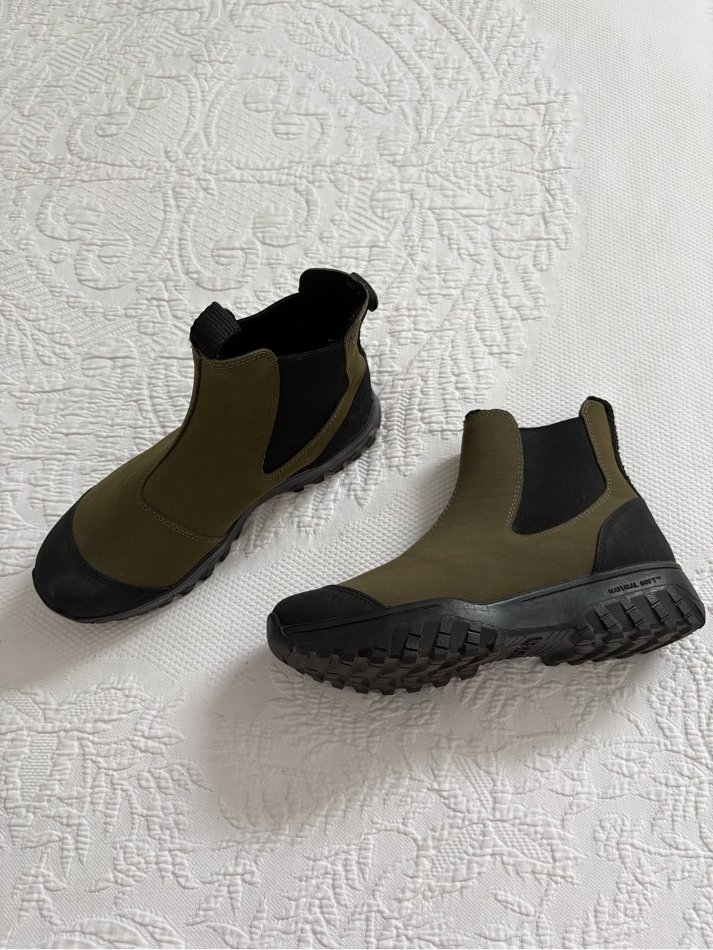 Woden Magda Rubber Track Boot dark olive rugged sole outdoors chore boots 7.5